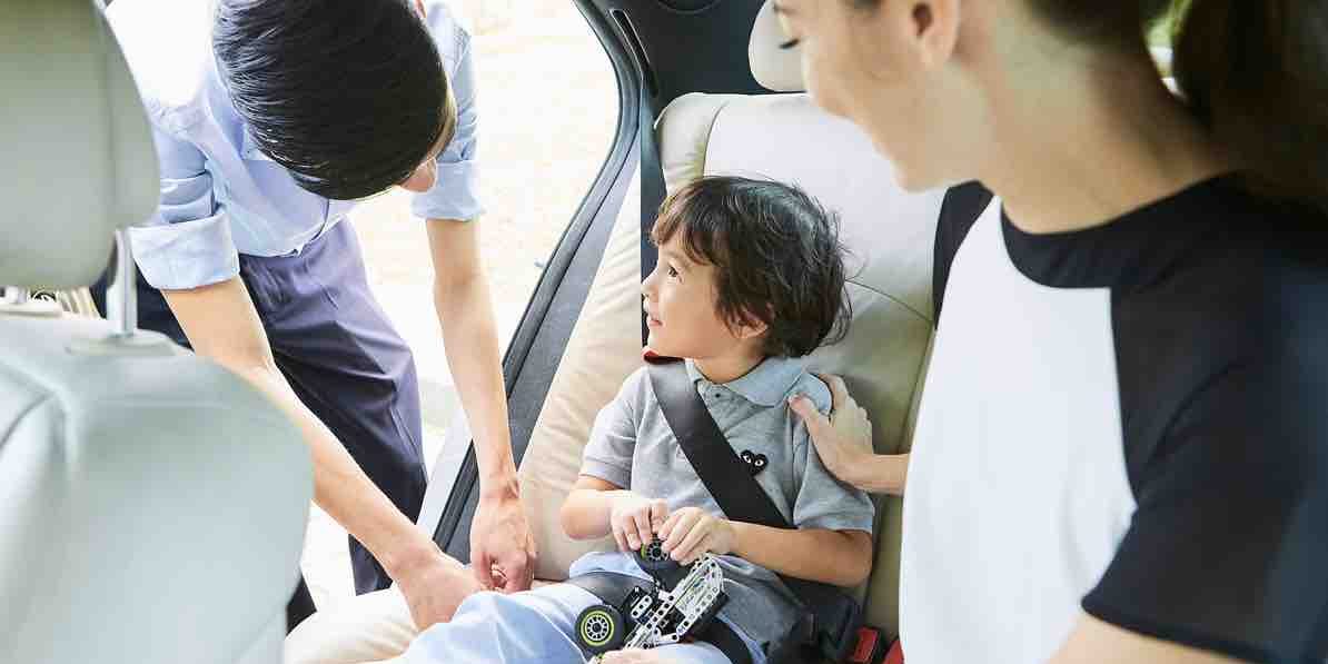 Grab Singapore $2 Off 1 GrabFamily Ride Promo Code GRABFAM 9-22 May 2017