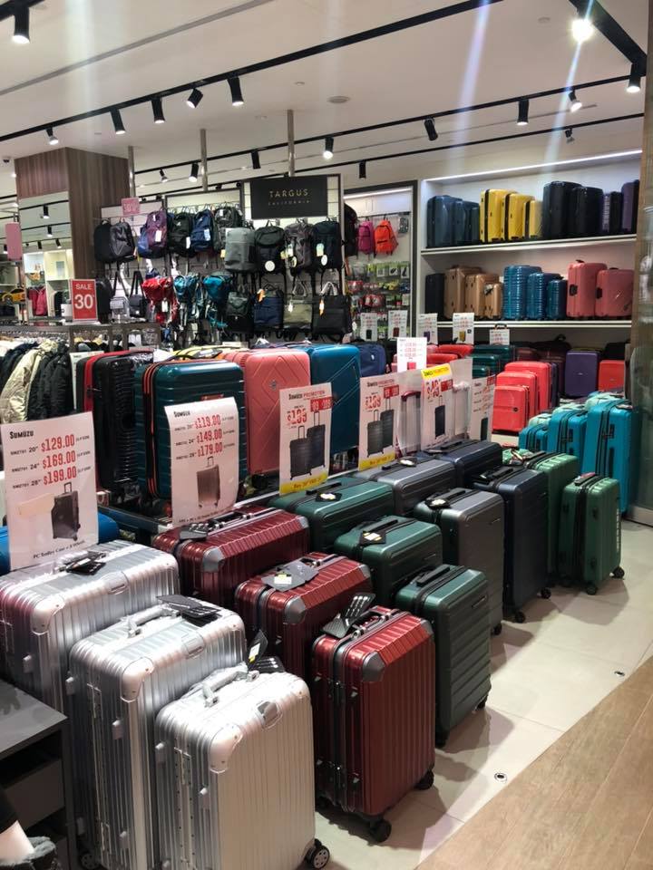 luggage sale vivocity