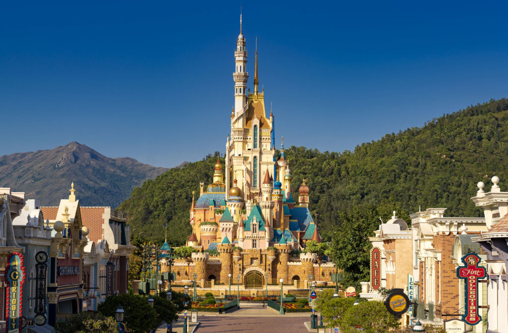 Celebrate Hong Kong Disneyland's 15th anniversary with 45% off hotel room bookings | Why Not Deals 1