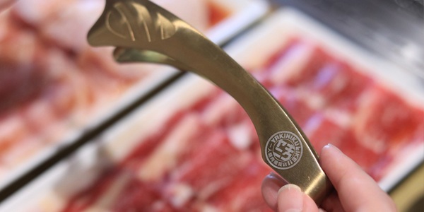 Yakiniku Like celebrates 1st Year in SG with 400g MEGA meat set and Limited-Edition BBQ Tong